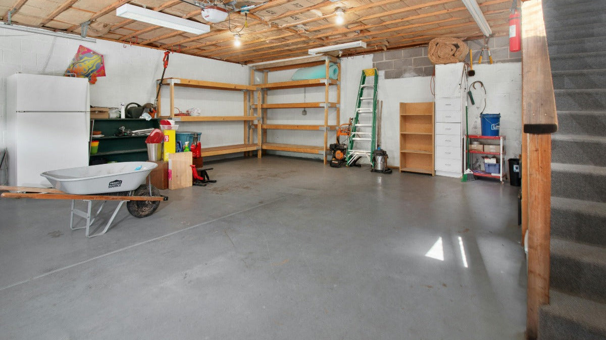 Photo of an empty garage