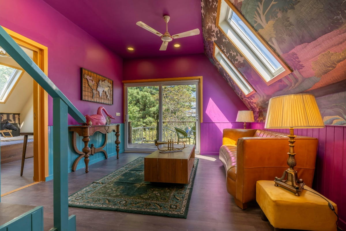 An airy room decorated in pink colors 